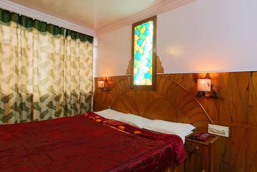 Hotel Assembly Шиллонг Экстерьер фото