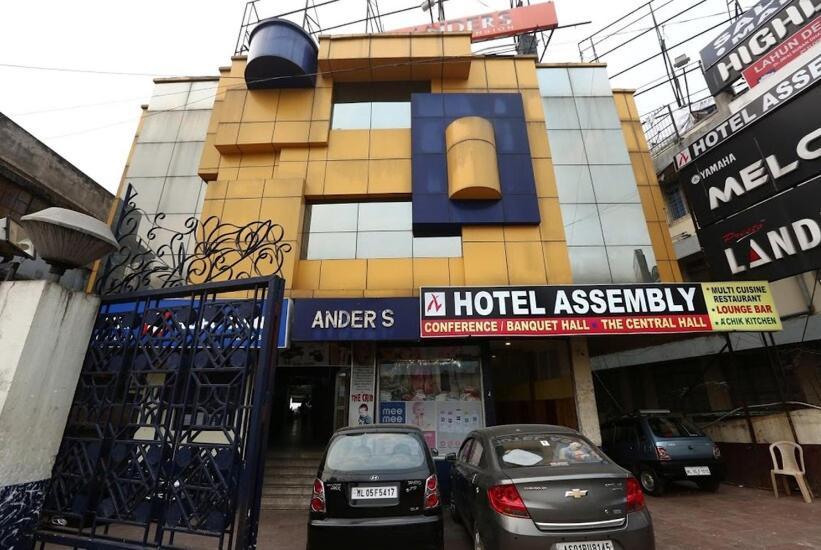 Hotel Assembly Шиллонг Экстерьер фото